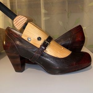 Frye Lois Comfort Strap Mary Jane Pumps, Size 5.5 Brown